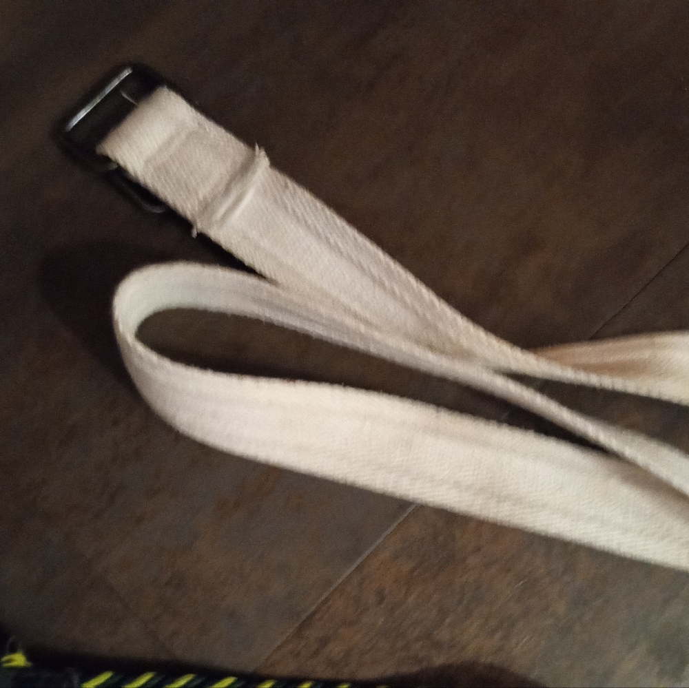 Belts - Picture 3 of 5